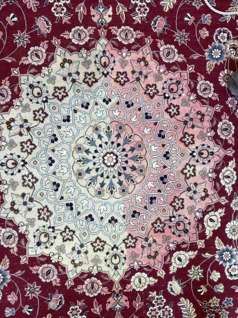 ترميم نسيج السجاد